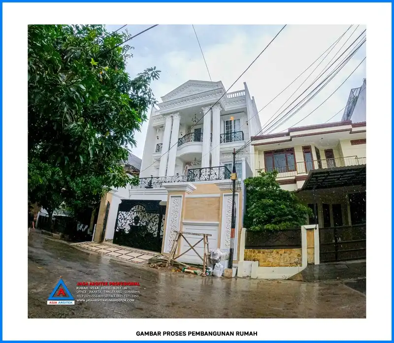 depan kanan bangunan Kontraktor Rumah Mewah Klasik 4 Lantai, kontraktor rumah, jasa kontraktor, jasa kontraktor rumah, kontraktor bangun rumah, kontraktor rumah mewah, kontraktor bangunan, jasa kontraktor bangunan