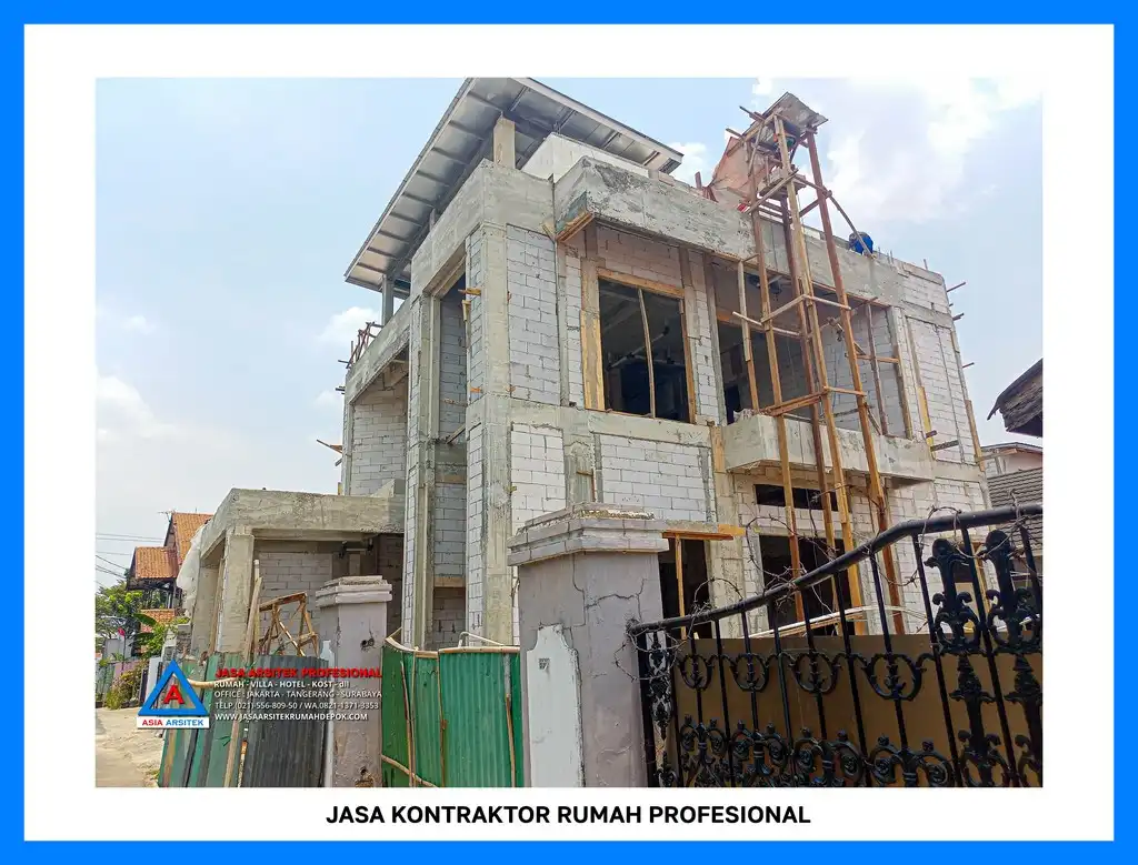 bangunan putih Kontraktor Rumah Tropis 3 Lantai 4 Kamar, kontraktor rumah, jasa kontraktor, jasa kontraktor rumah, kontraktor bangun rumah, kontraktor rumah mewah, kontraktor bangunan, jasa kontraktor bangunan